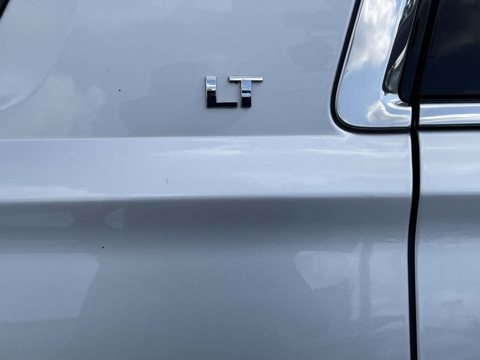 2020 Chevrolet Tahoe LT photo 6