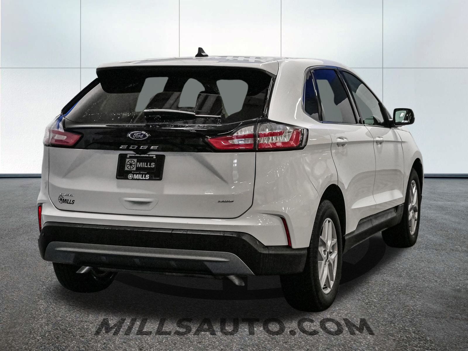 2024 Ford Edge SEL photo 6