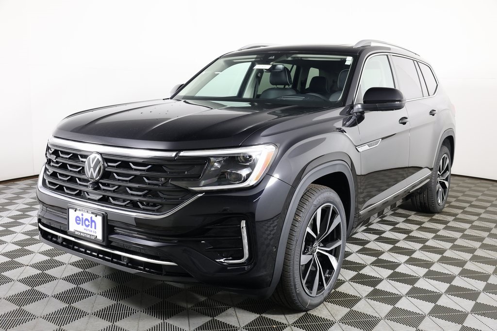 2026 Volkswagen Atlas SEL Premium R-Line photo 3