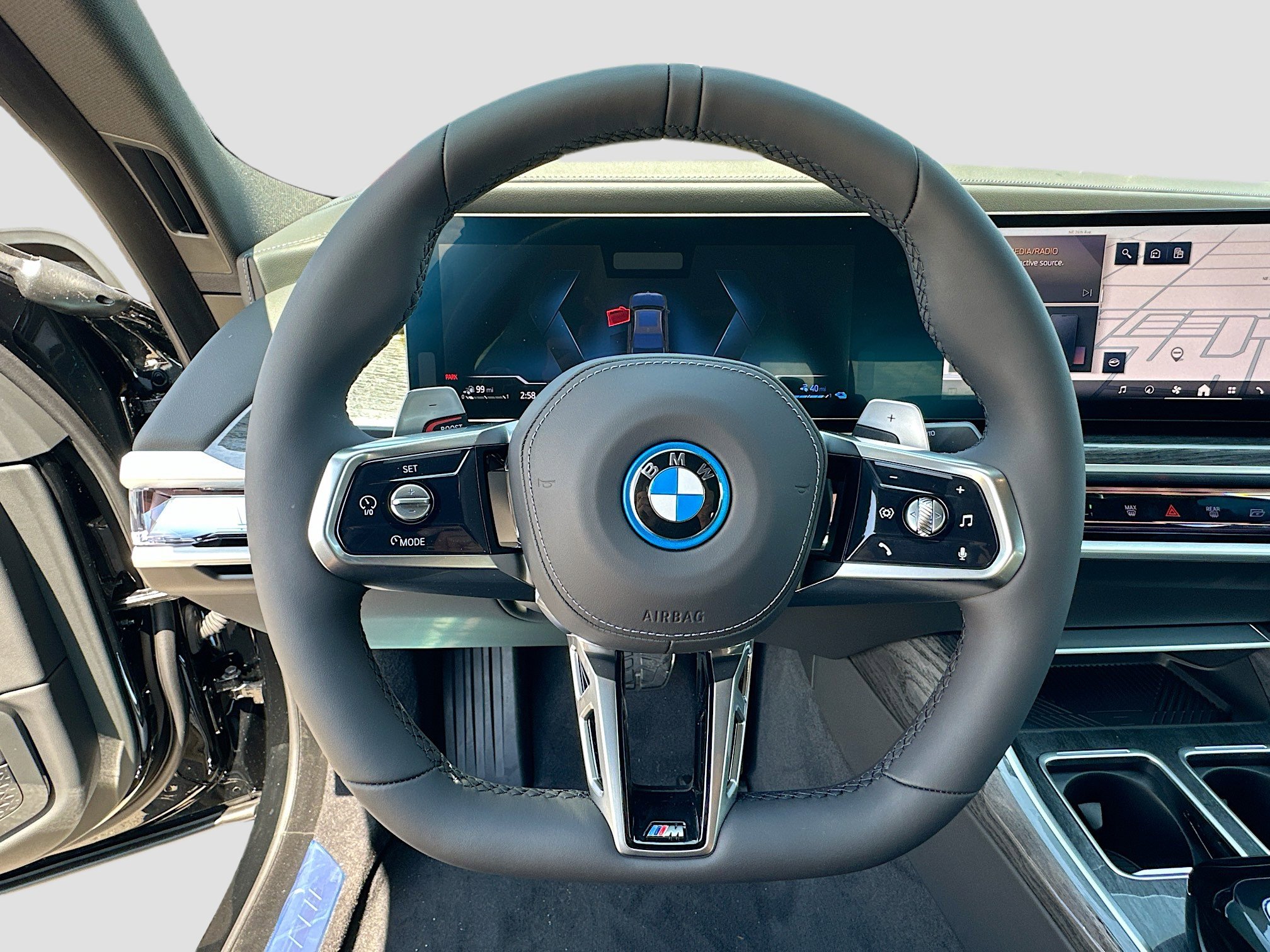2025 Bmw 750e photo 9