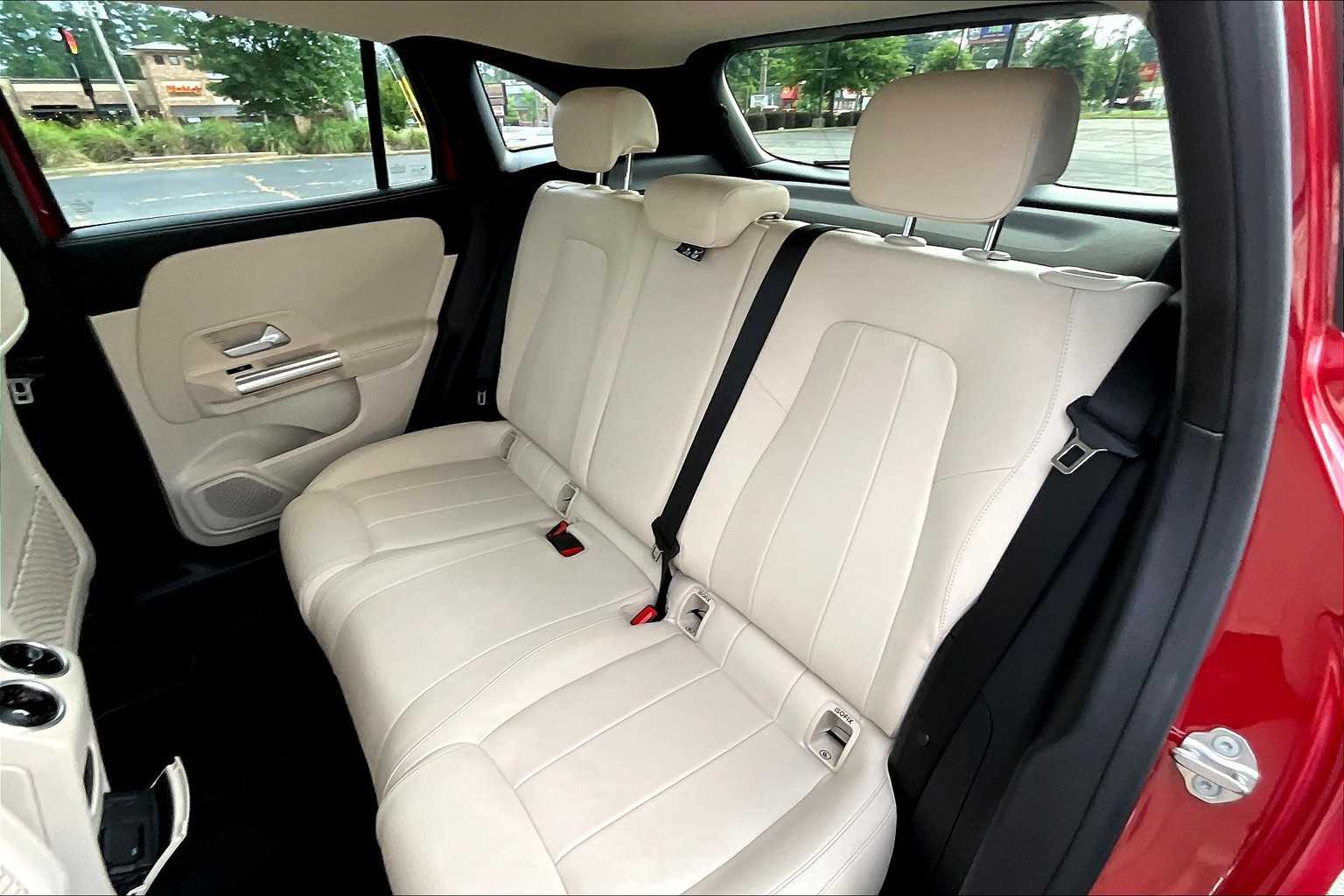 2022 Mercedes Benz GLA 250 photo 20