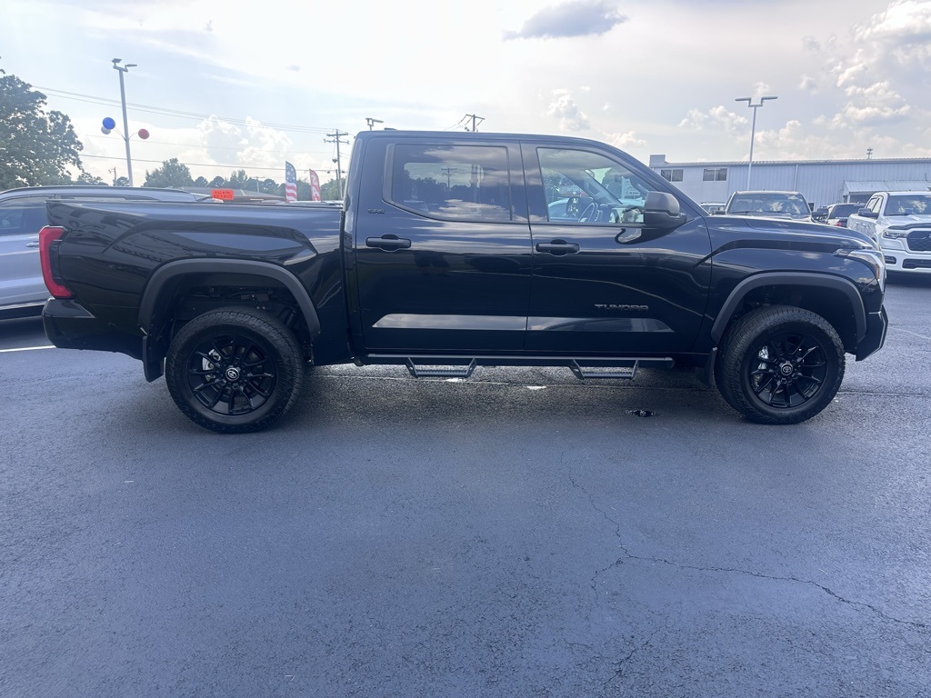 2024 Toyota Tundra SR5 photo 24