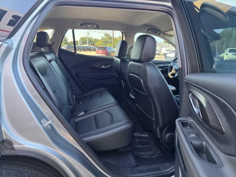 2023 Gmc Terrain SLT photo 13