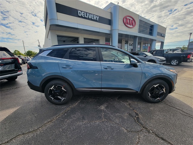 2026 Kia Sportage Hybrid EX photo 3