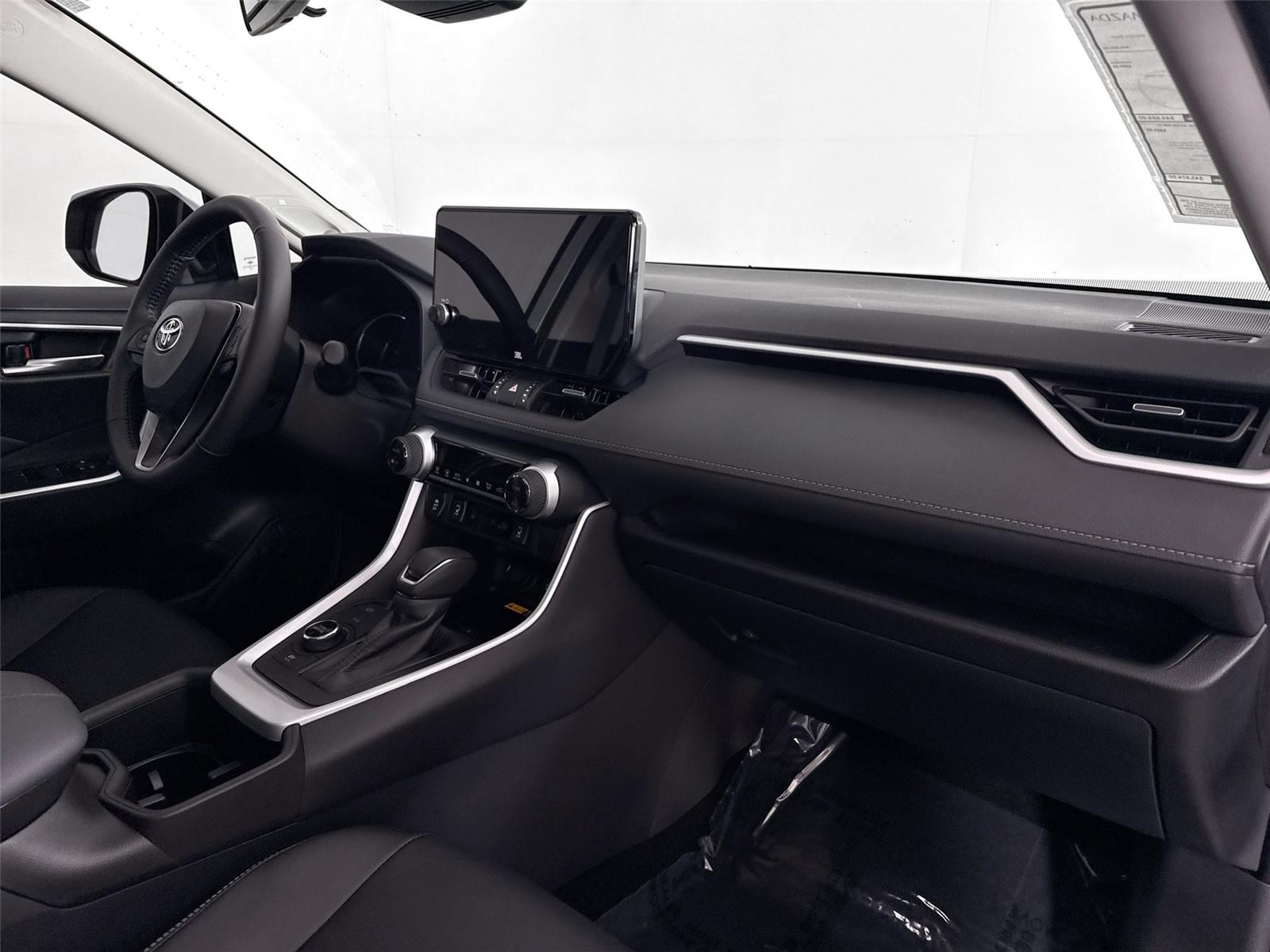 2025 Toyota RAV4 Hybrid XLE Premium photo 44