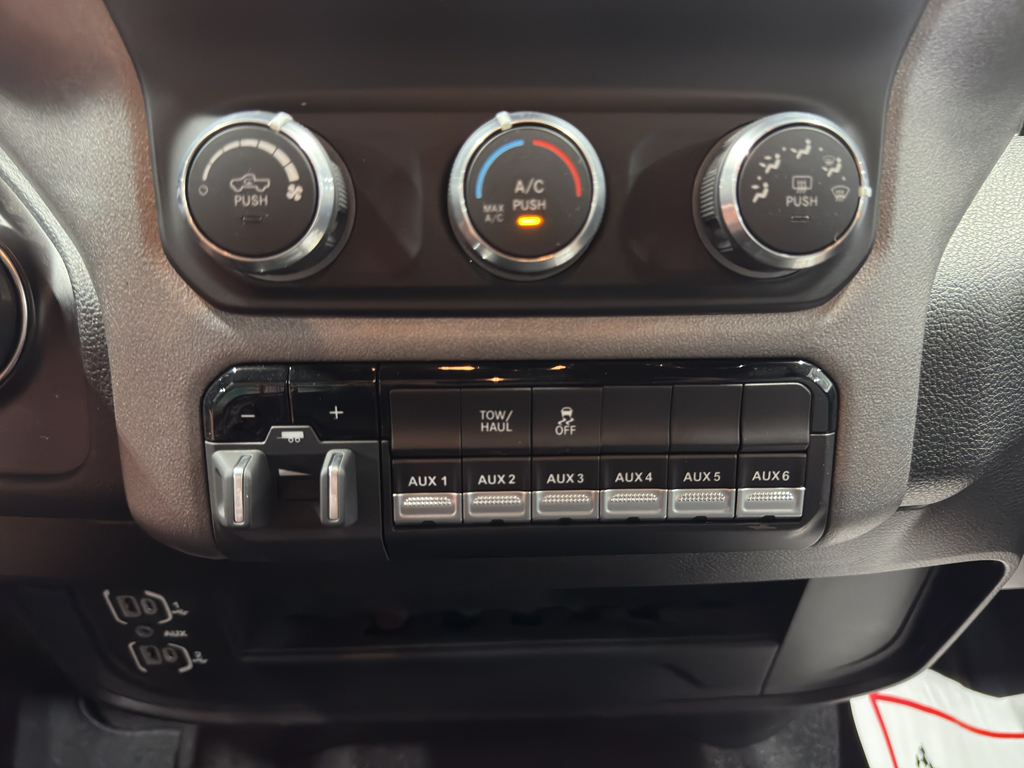 2024 Ram 2500 Tradesman photo 33