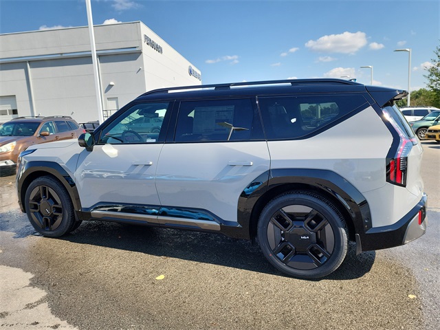 2026 Kia EV9 GT-Line photo 4