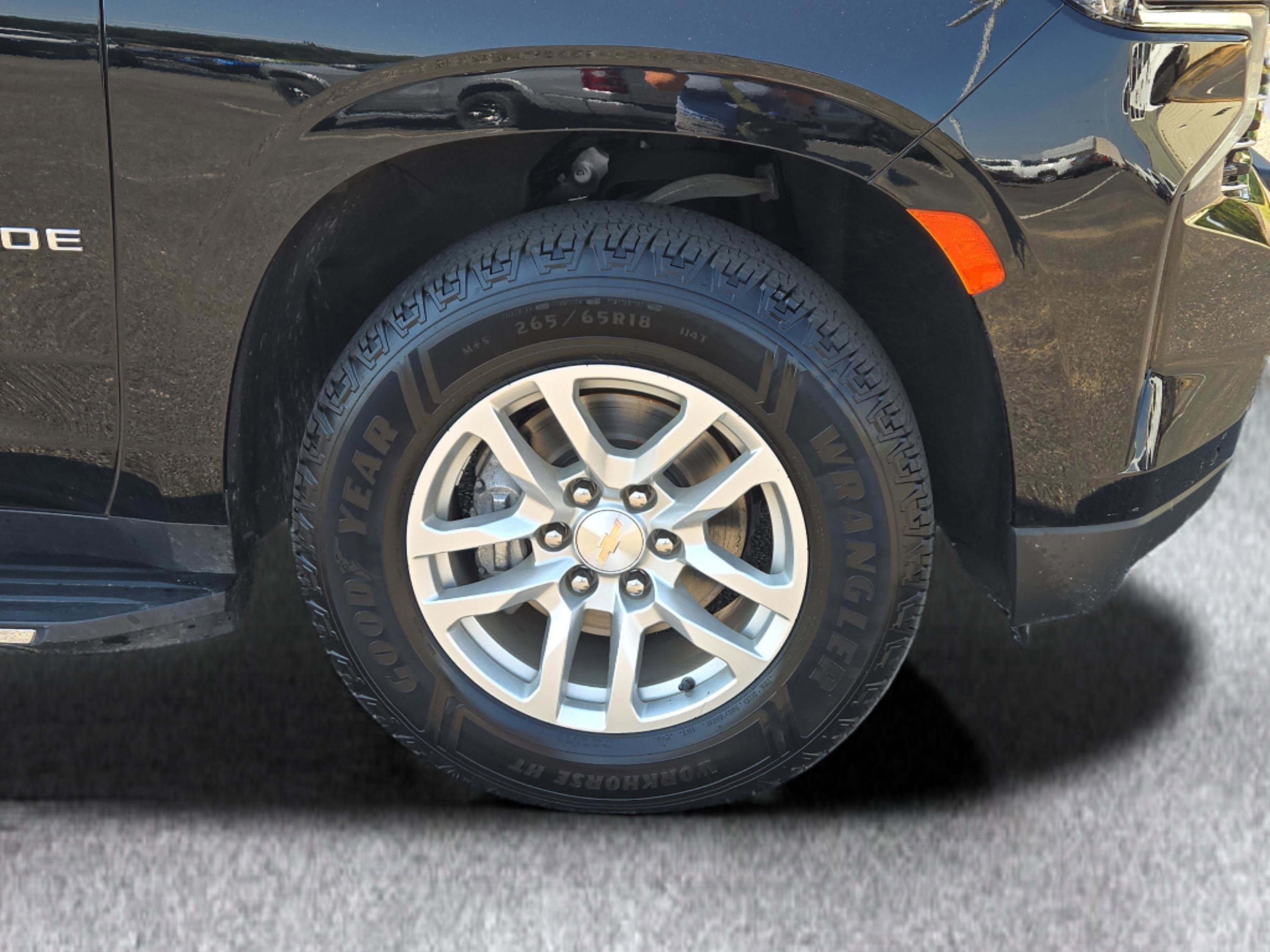2023 Chevrolet Tahoe LT photo 4