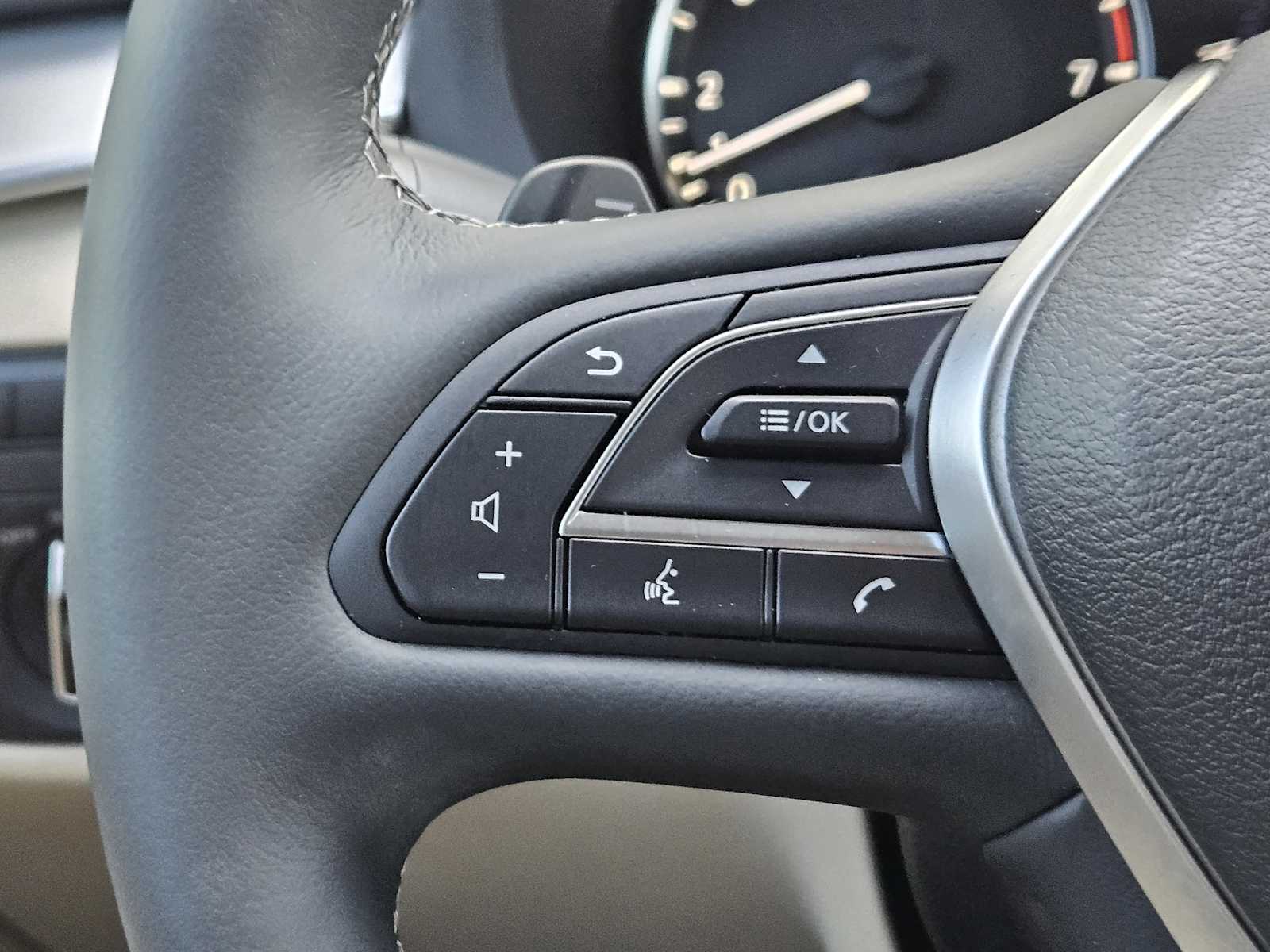 2022 Infiniti QX50 Essential photo 23