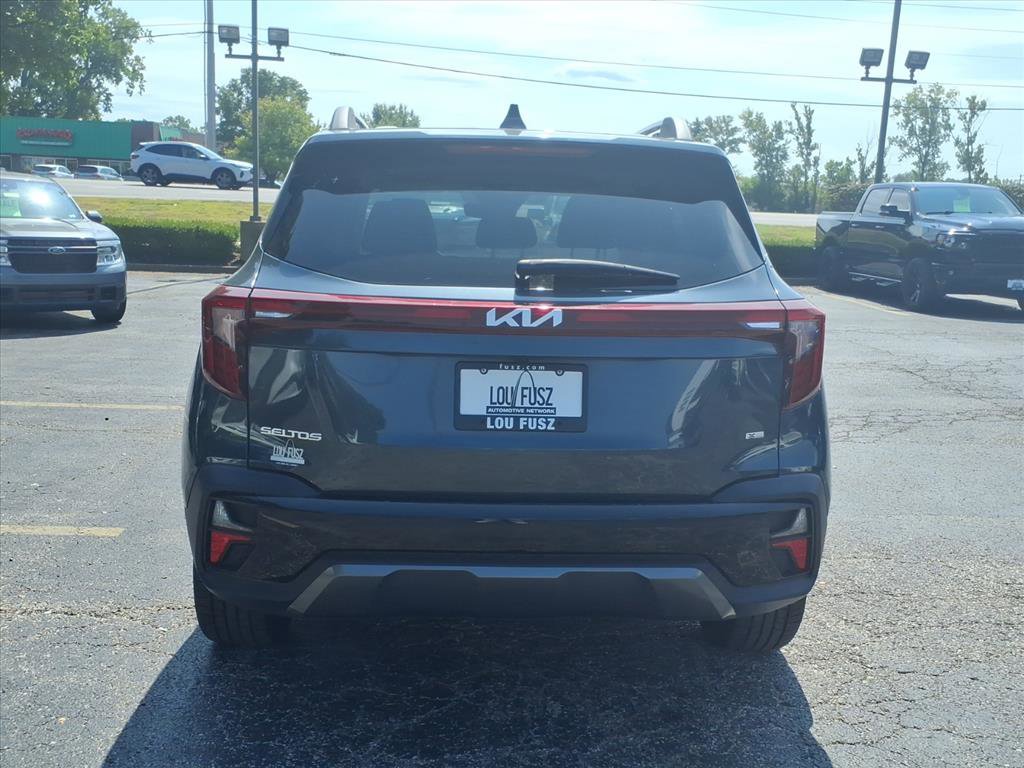 2024 Kia Seltos X-Line photo 23