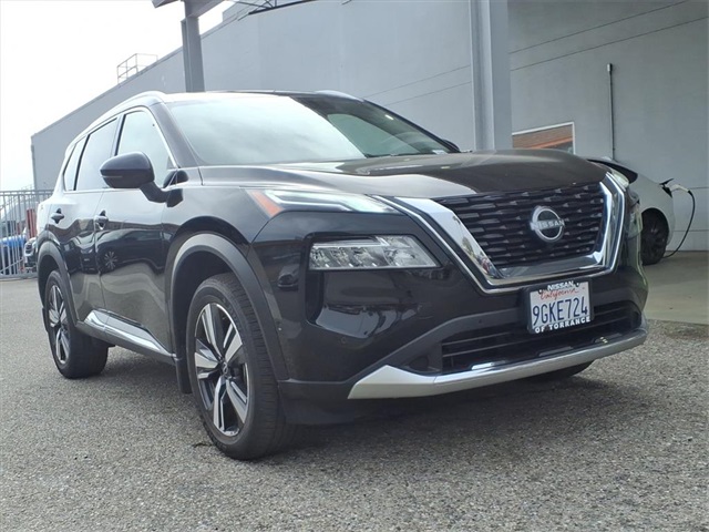 2023 Nissan Rogue Platinum photo 27
