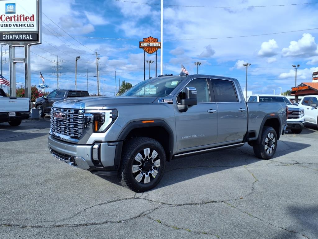 2026 GMC Sierra 2500HD Denali's photo