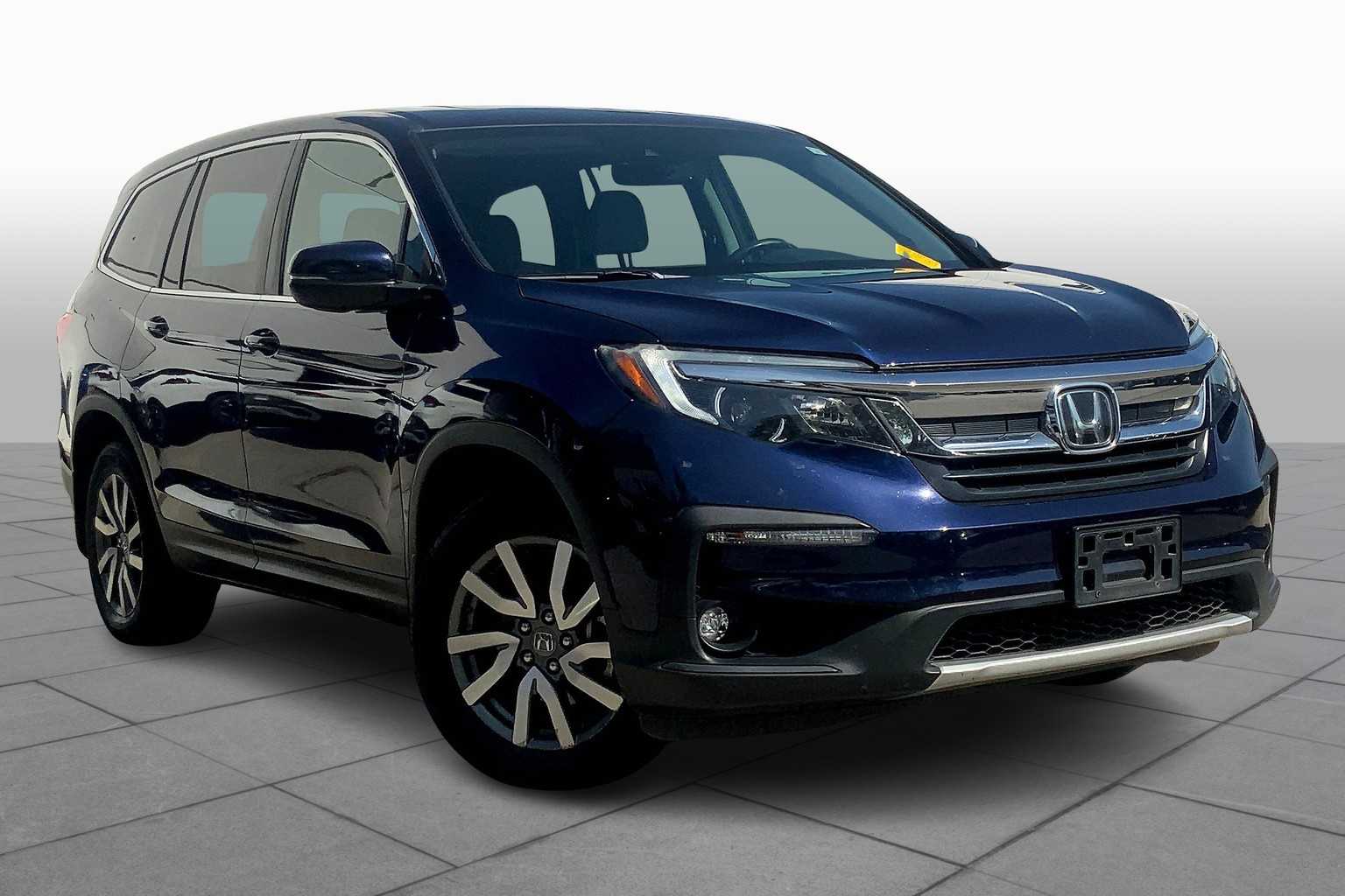 Used 2019 Honda Pilot EX-L with VIN 5FNYF6H51KB011713 for sale in Kansas City