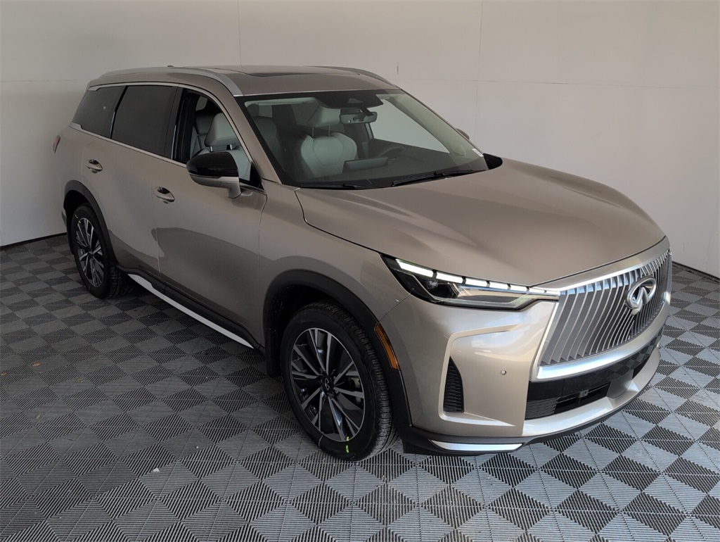 2026 Infiniti QX60 Luxe photo 2