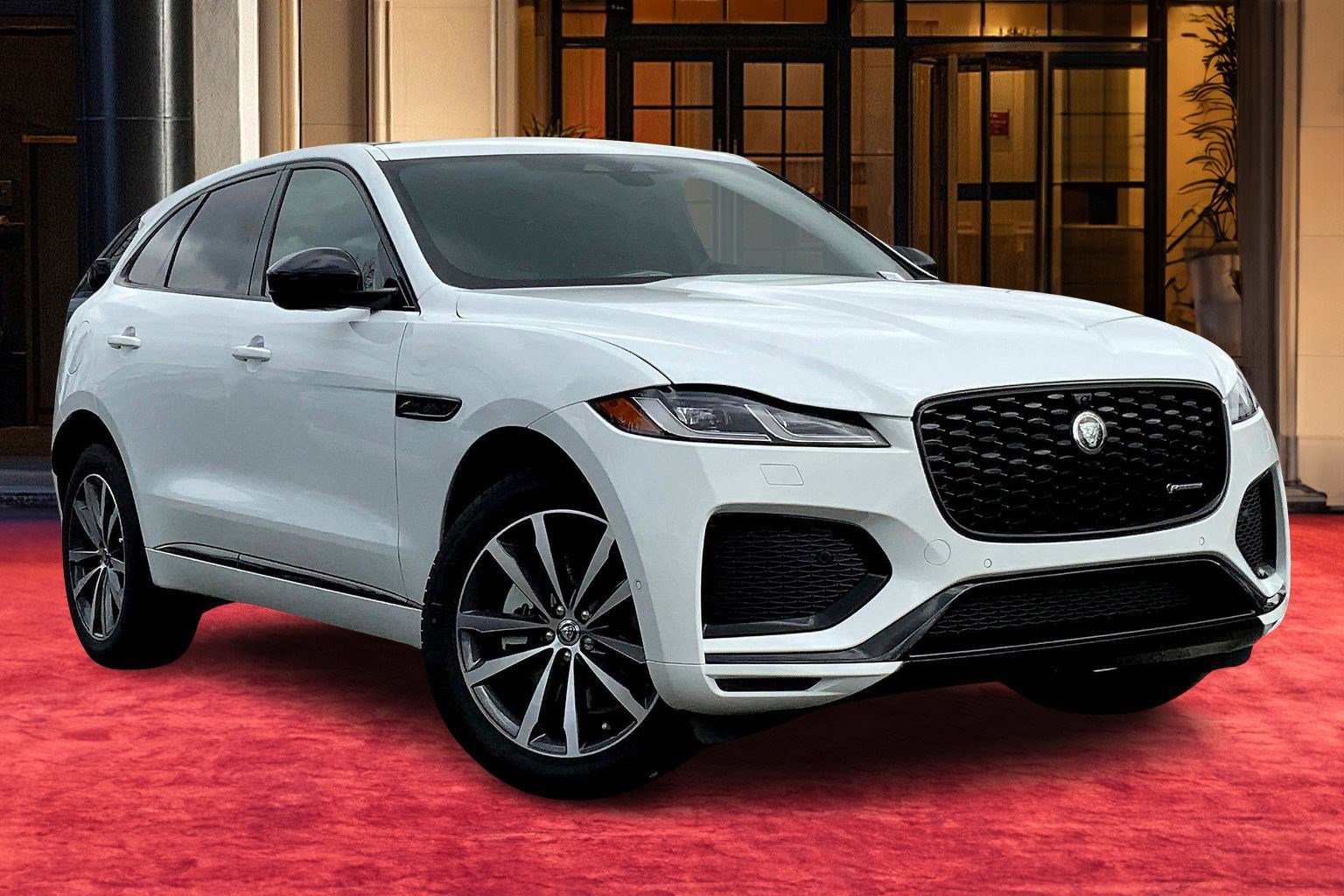 2025 Jaguar F-PACE P250 R-Dynamic S photo 2