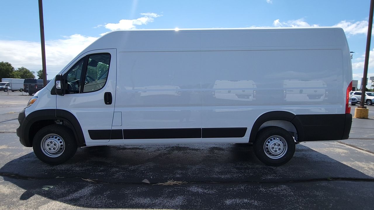 2026 Ram 3500 Tradesman photo 3