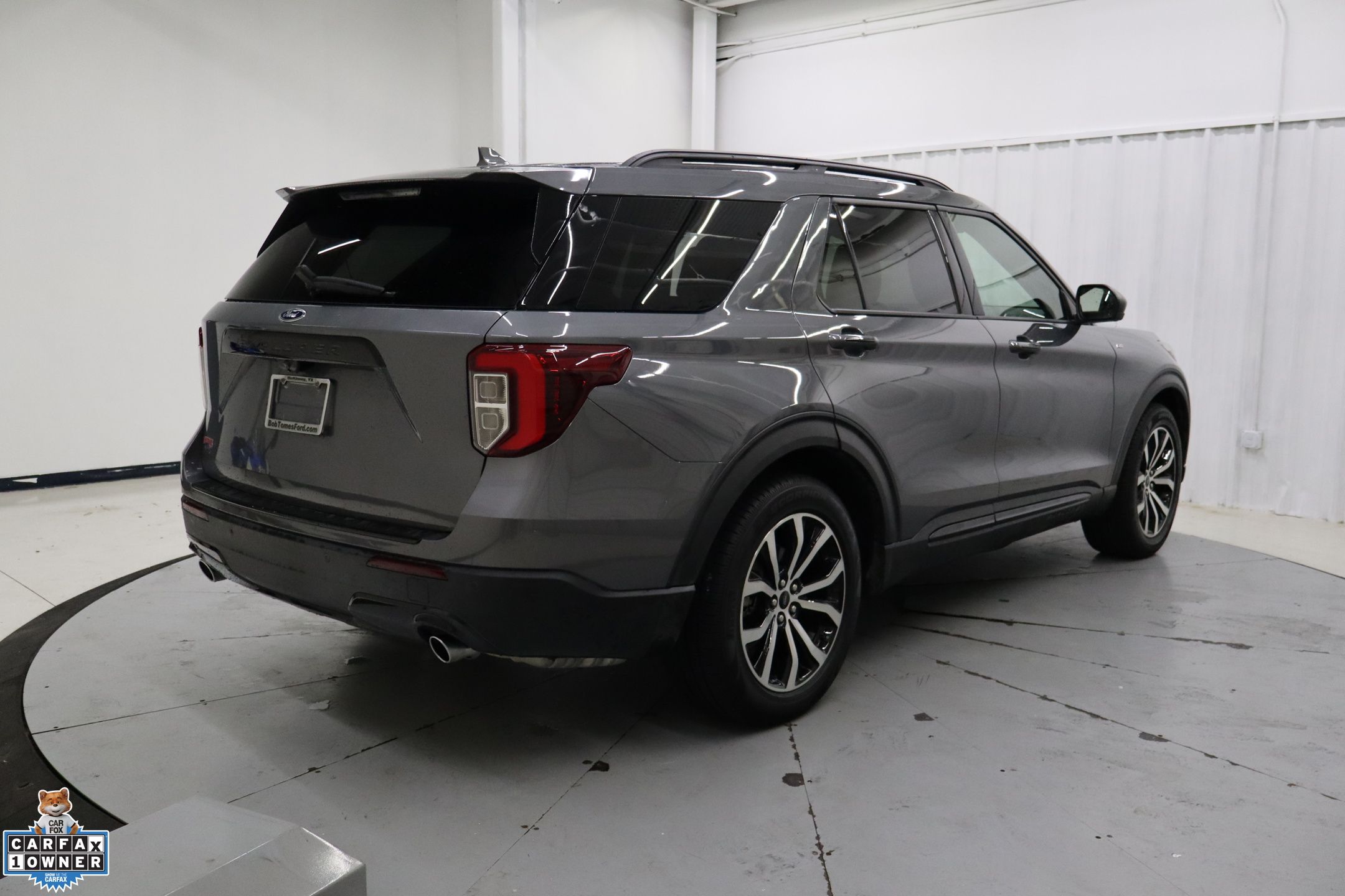 2022 Ford Explorer ST-Line photo 3