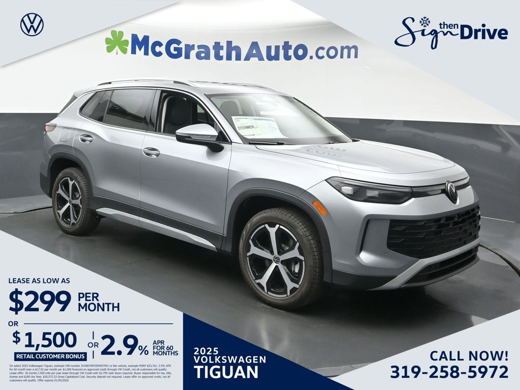 2025 Volkswagen Tiguan SE's photo