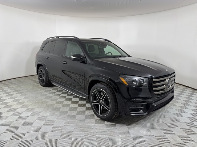 2025 Mercedes-Benz GLS Base's photo