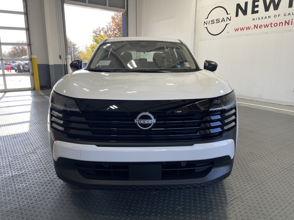 2026 Nissan Kicks S photo 2