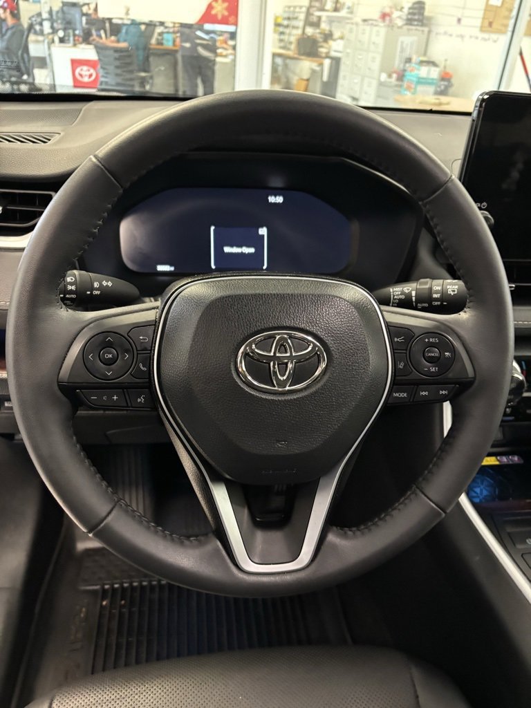 2023 Toyota RAV4 Hybrid Limited photo 10