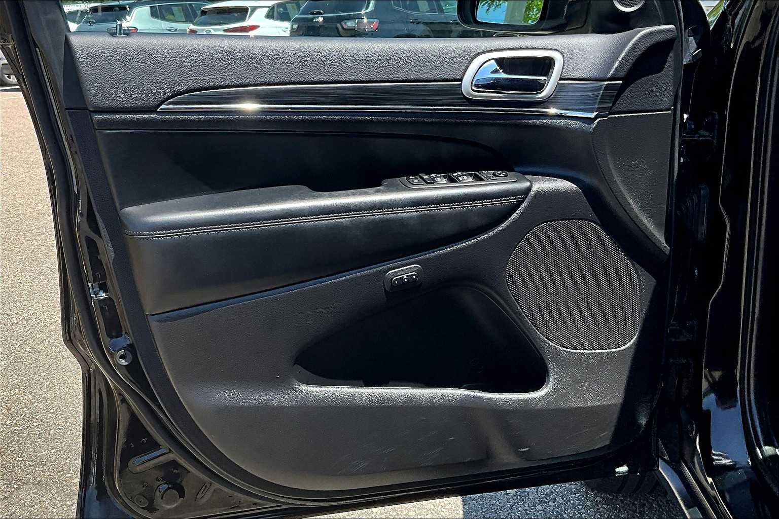 2021 Jeep Grand Cherokee Limited photo 9