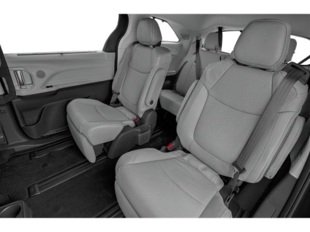 2025 Toyota Sienna Limited photo 15