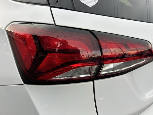 2024 Chevrolet Equinox LS photo 6
