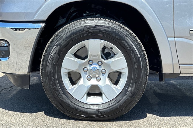 2025 Ram 1500 Big Horn Lone Star photo 24