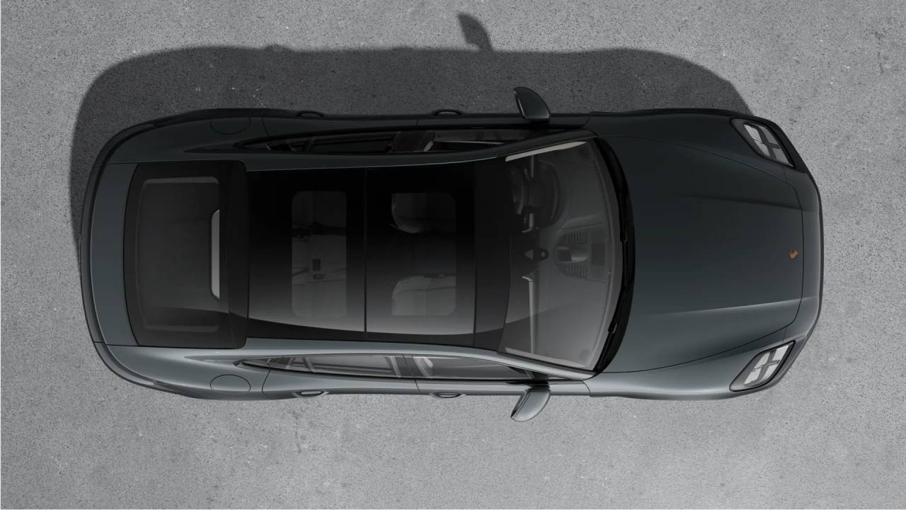 2026 Porsche Panamera 4 E-Hybrid photo 4