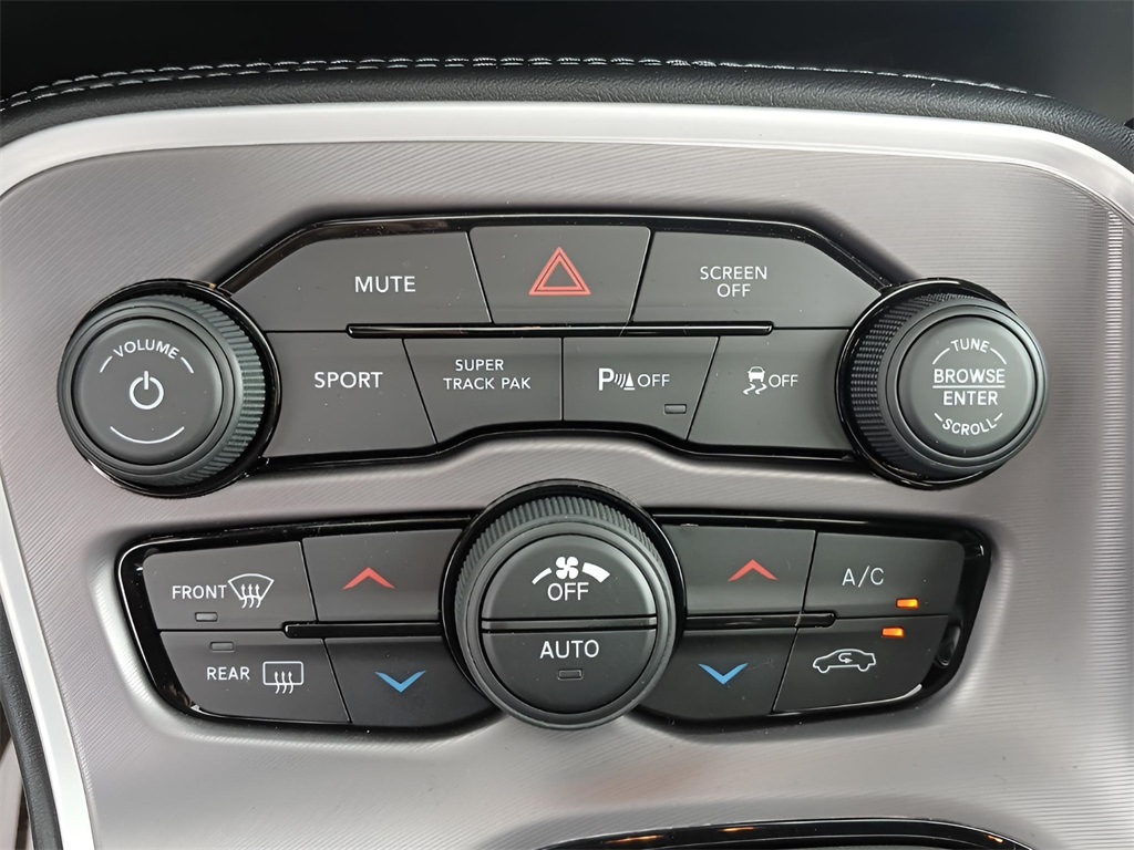 2022 Dodge Challenger GT photo 16