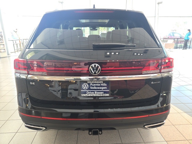 2025 Volkswagen Atlas SE Technology photo 5