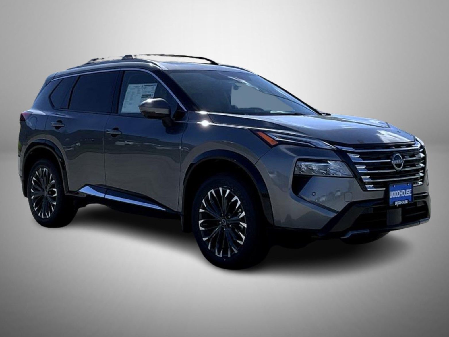 2026 Nissan Rogue Platinum photo 3