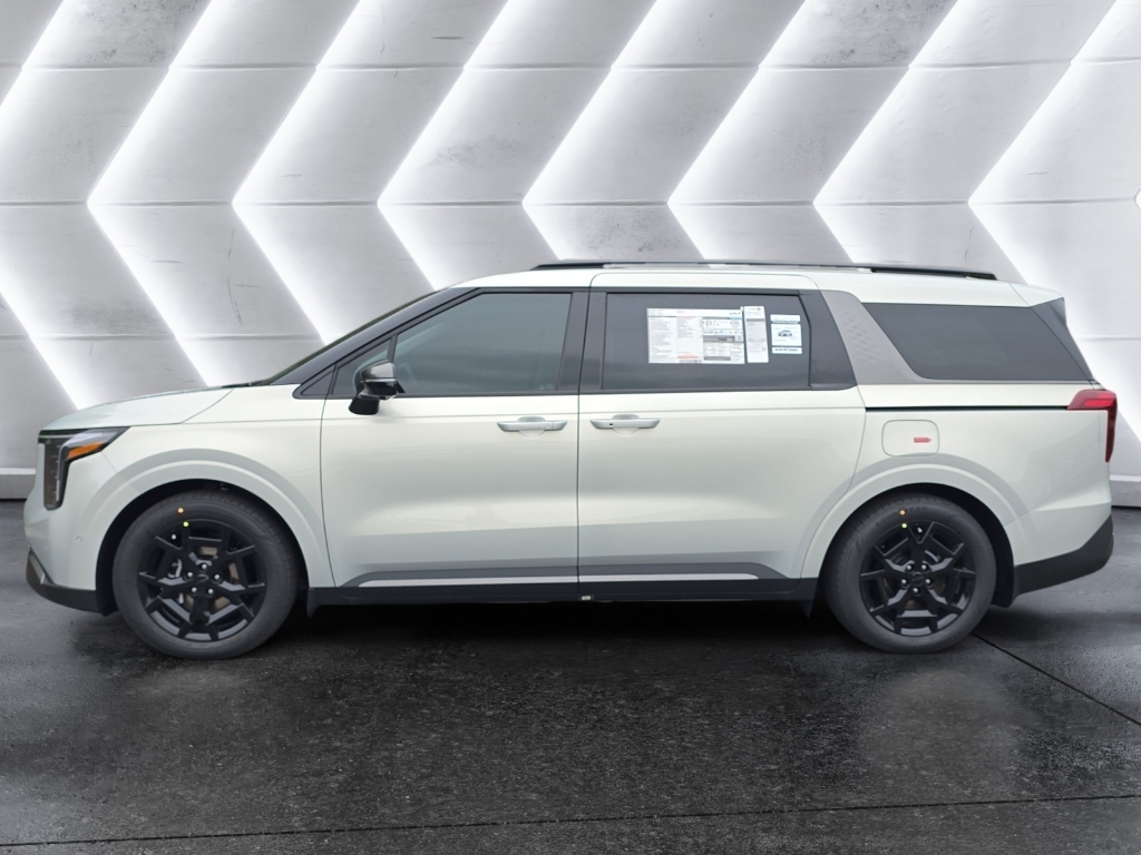 2025 Kia Carnival SX Prestige photo 2