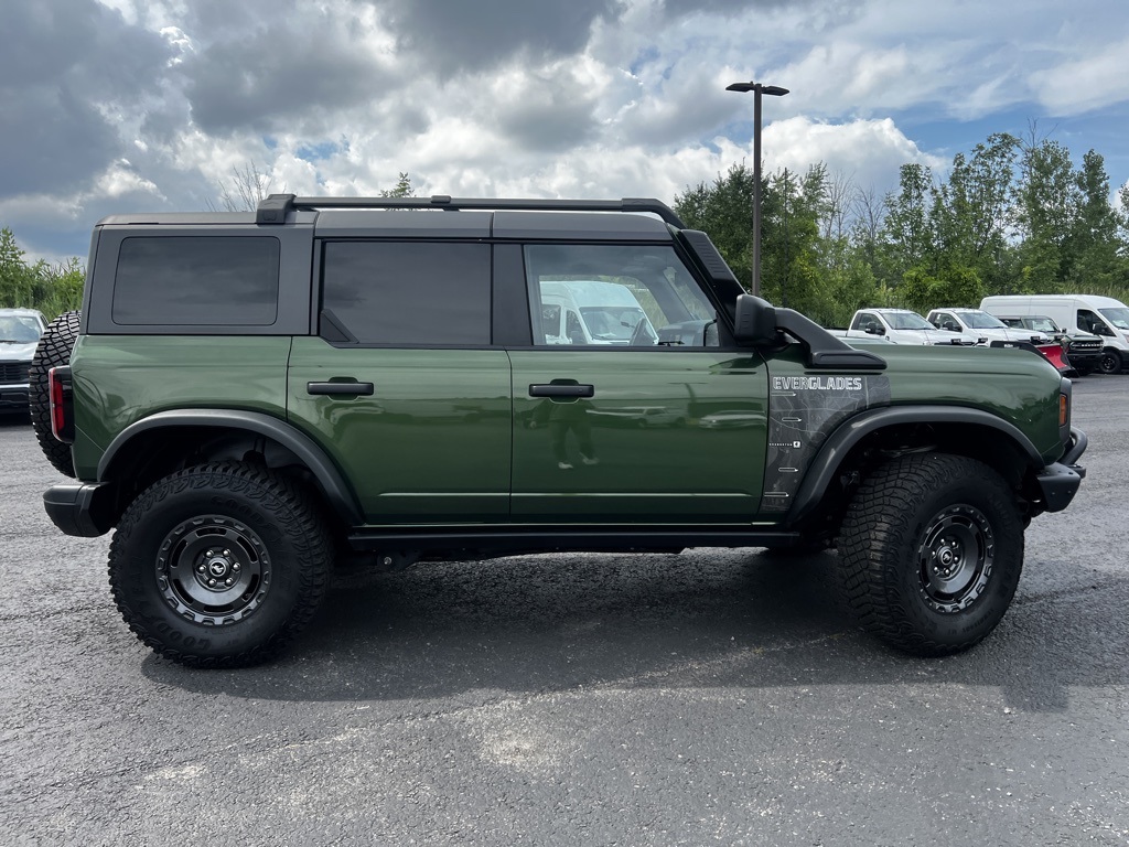 2024 Ford Bronco Everglades photo 18