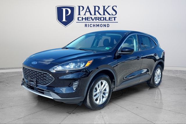 2021 Ford Escape SE photo 3