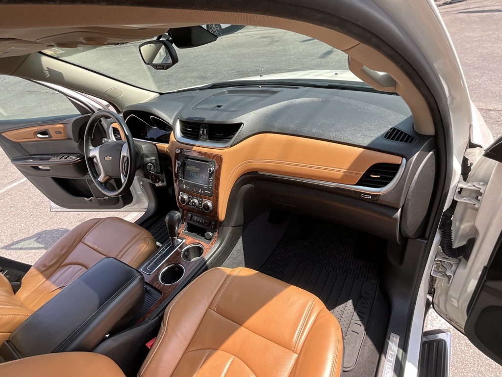 2014 Chevrolet Traverse LTZ photo 34