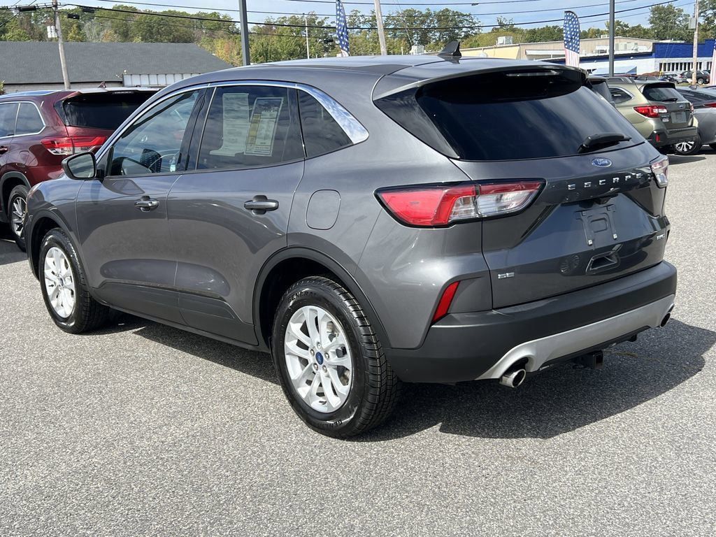 2021 Ford Escape SE photo 5