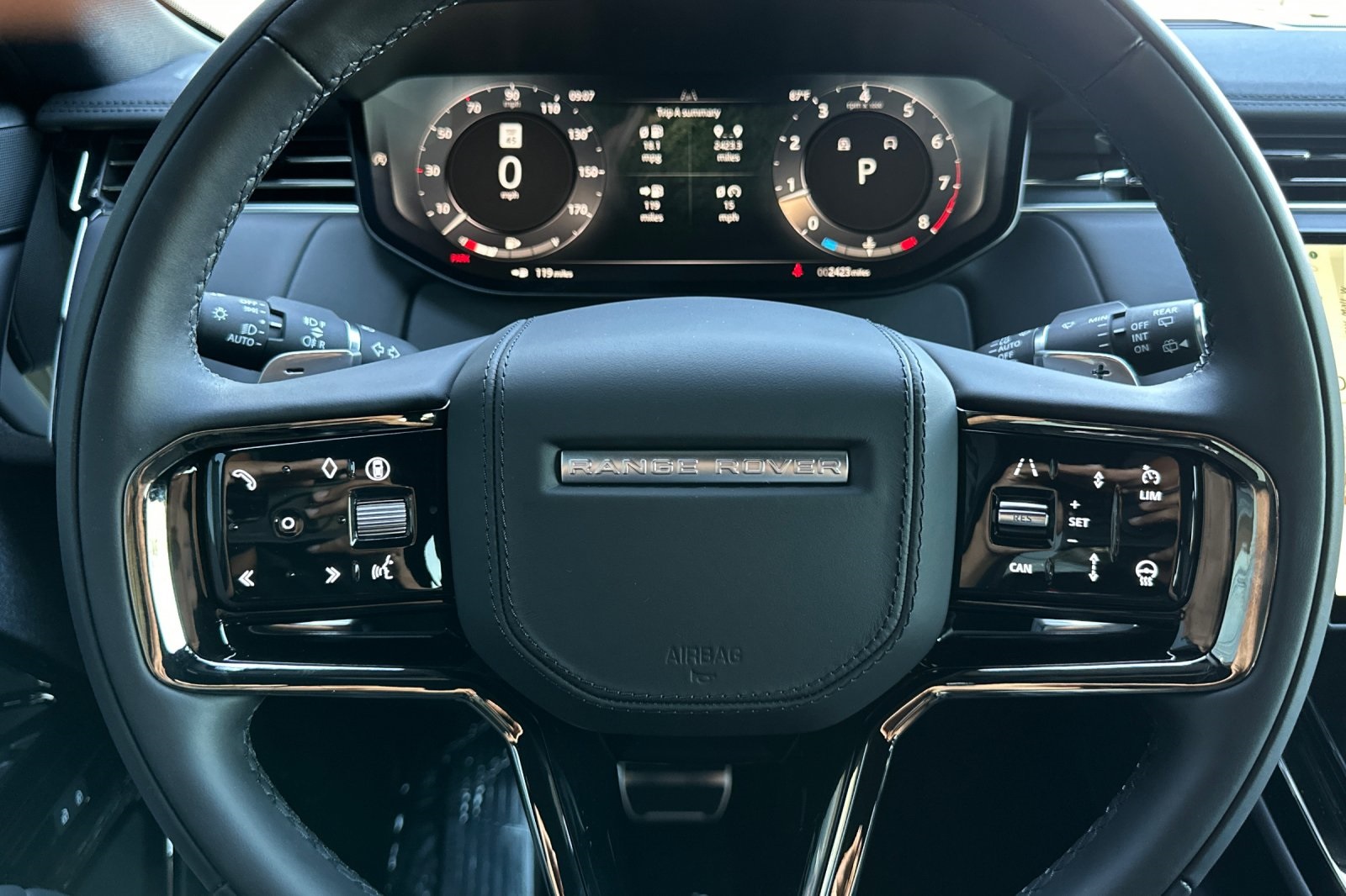 2025 Land Rover Range Rover Sport SE photo 27