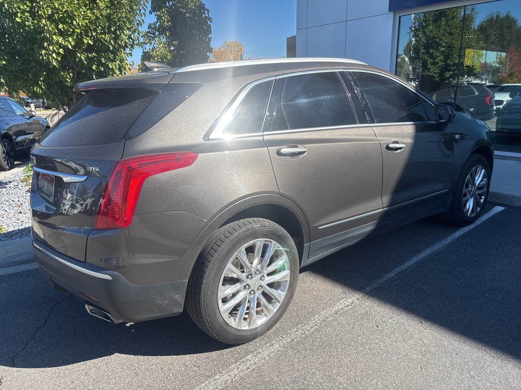 2019 Cadillac XT5 Premium Luxury photo 2