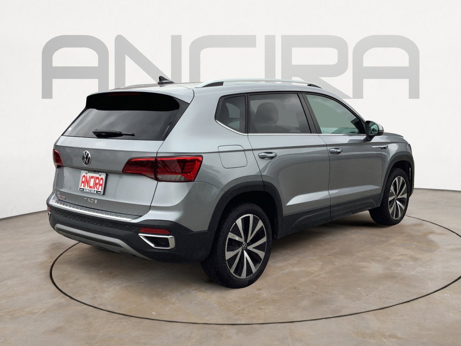 2024 Volkswagen Taos SE photo 4