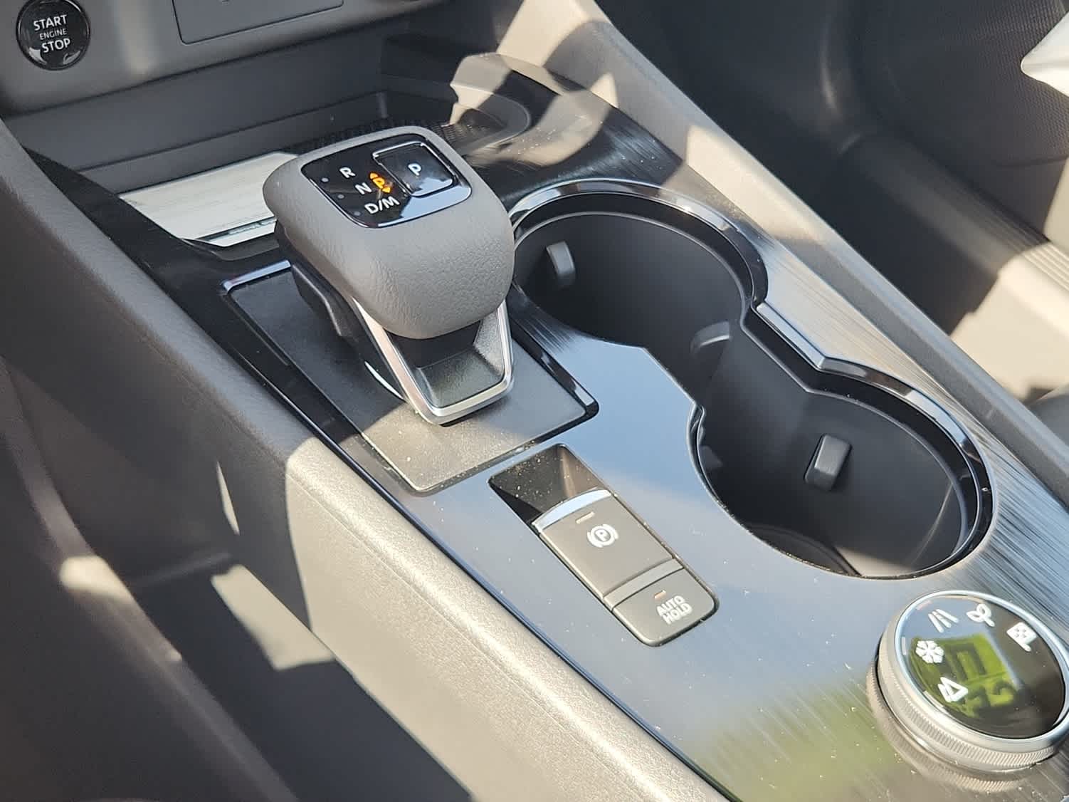 2026 Nissan Rogue SV photo 12