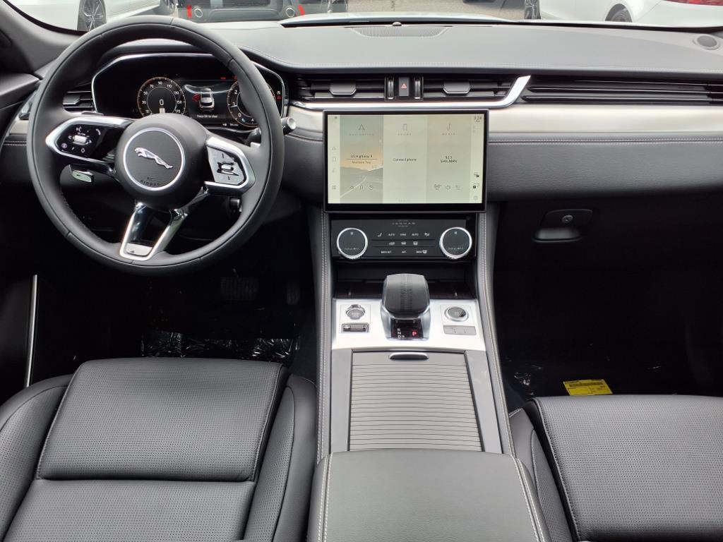 2026 Jaguar F-PACE P250 R-Dynamic S photo 4