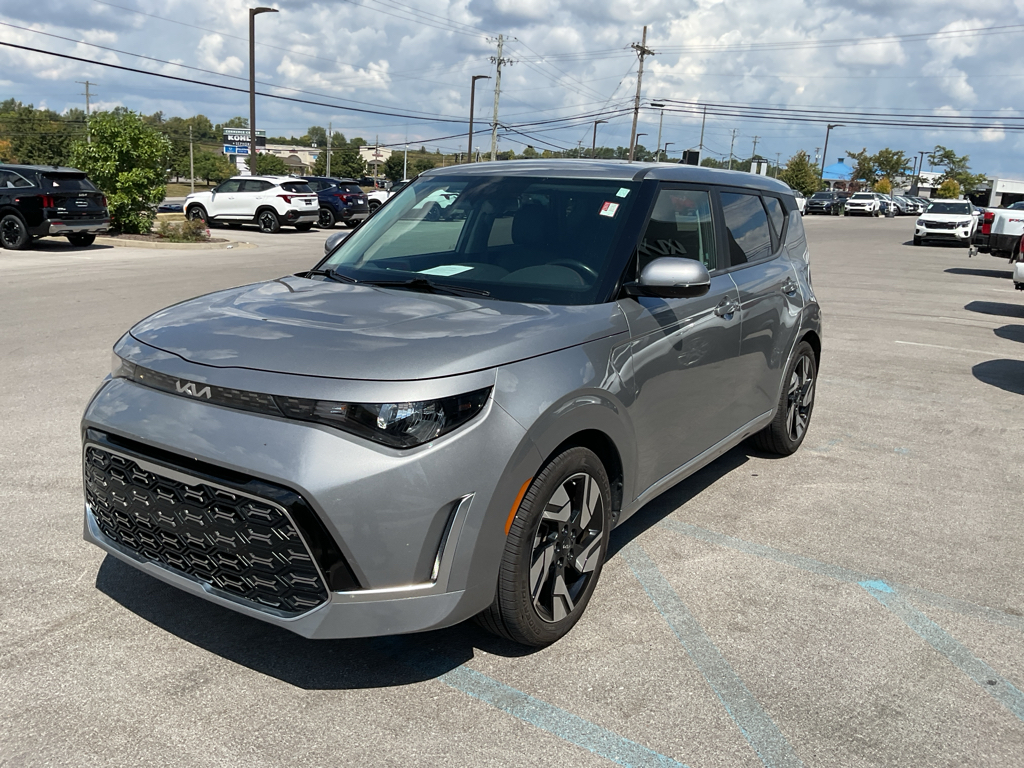 2023 Kia Soul GT-Line photo 3