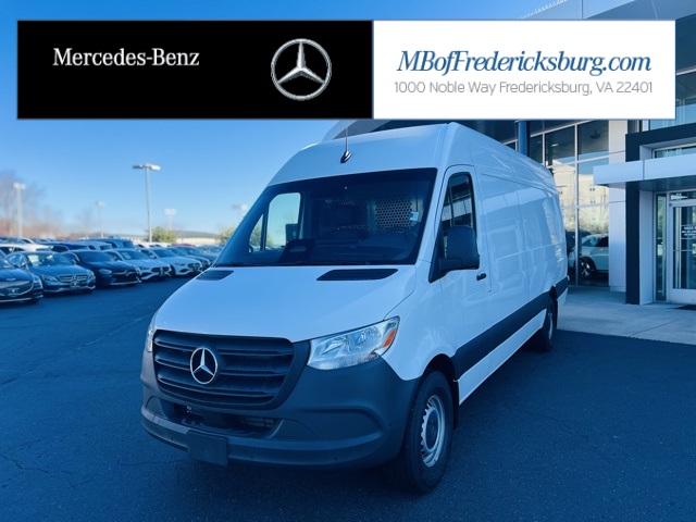 2025 Mercedes-Benz Sprinter Sprinter 2500's photo