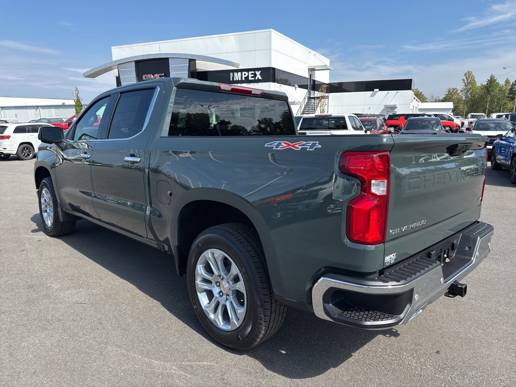 2026 Chevrolet Silverado 1500 LTZ photo 2