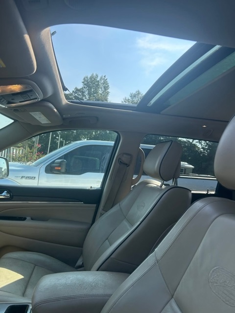 2020 Jeep Grand Cherokee Overland photo 4