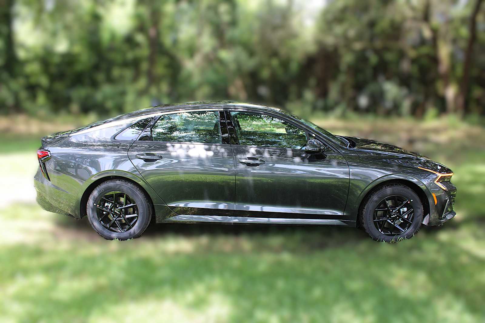 2025 Kia K5 LXS photo 2