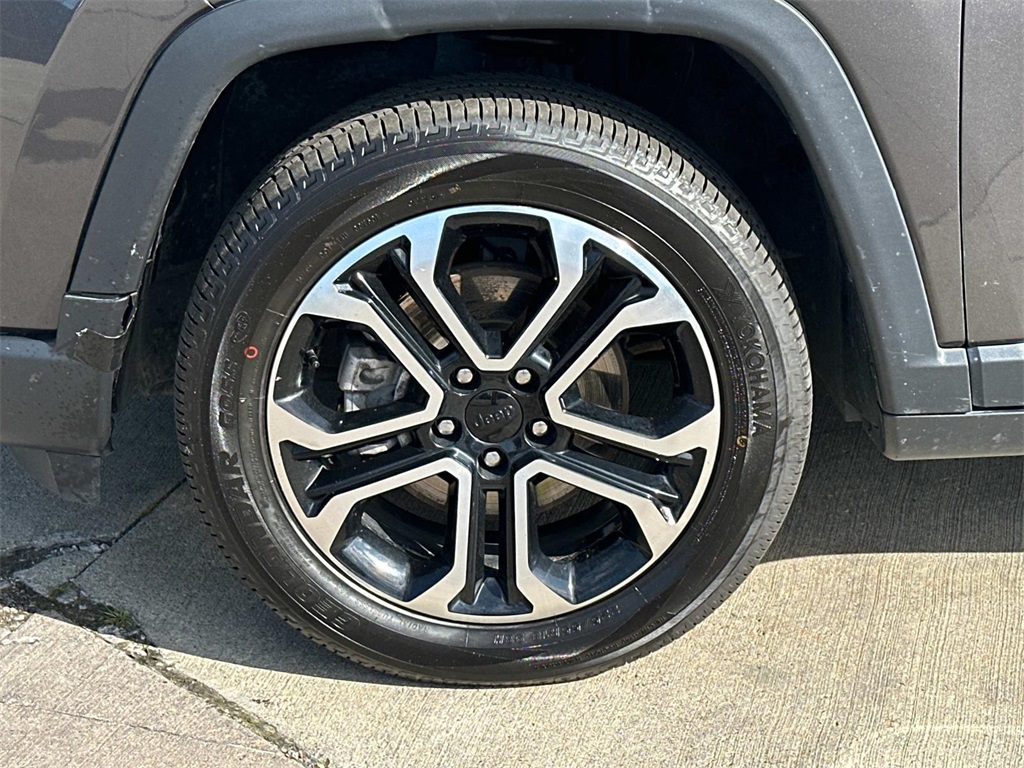 2022 Jeep Compass Limited photo 15