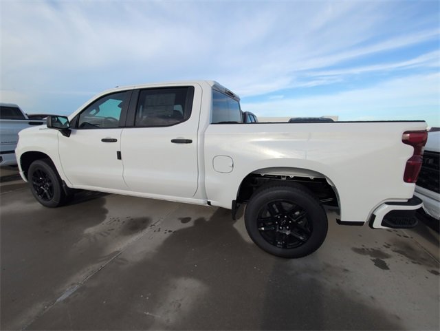 2026 Chevrolet Silverado 1500 Custom photo 10
